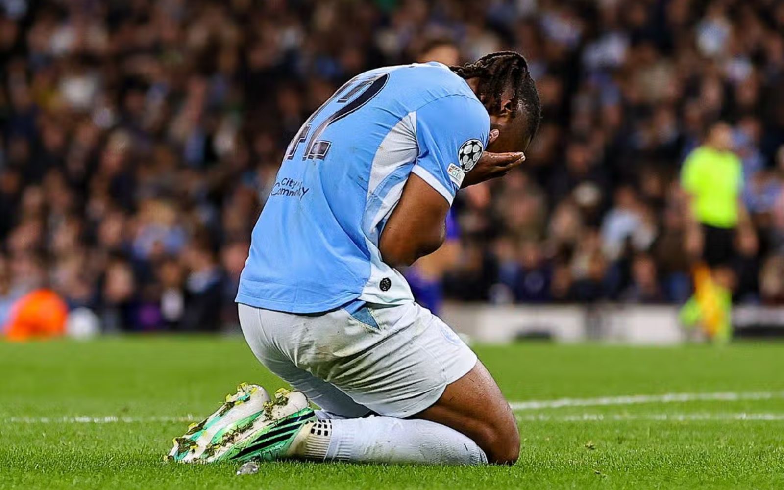 Manchester City : Antoine Semenyo contraint à l’arrêt
