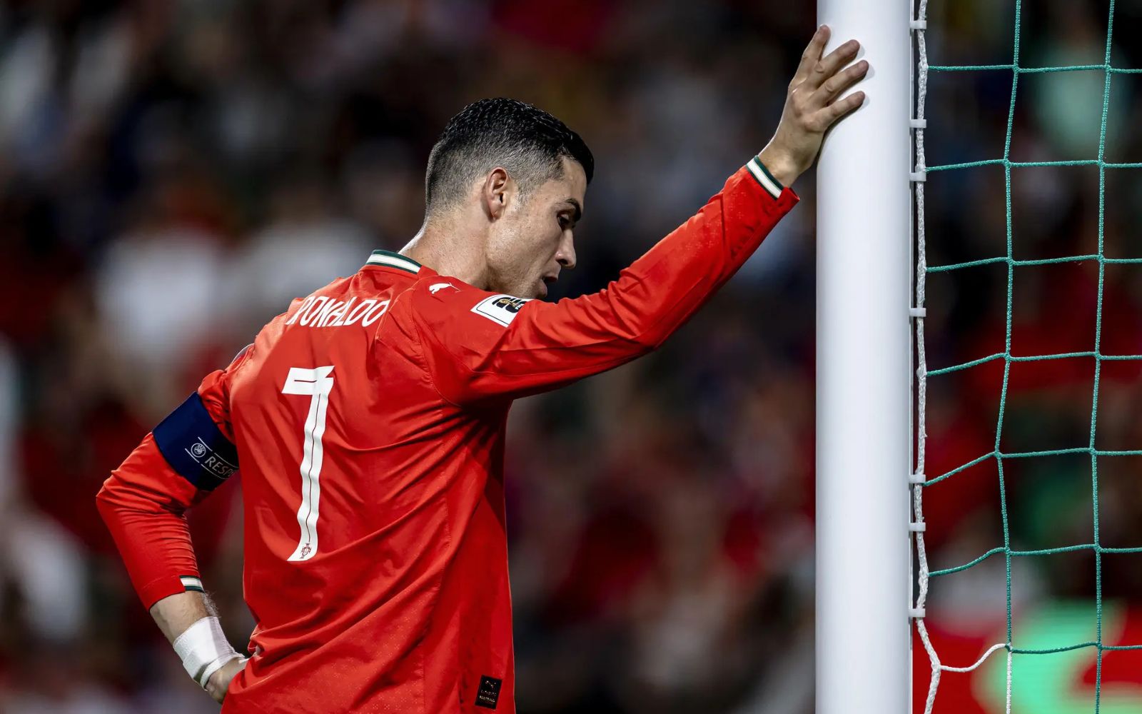 Cristiano Ronaldo suspendu, le Portugal tranche