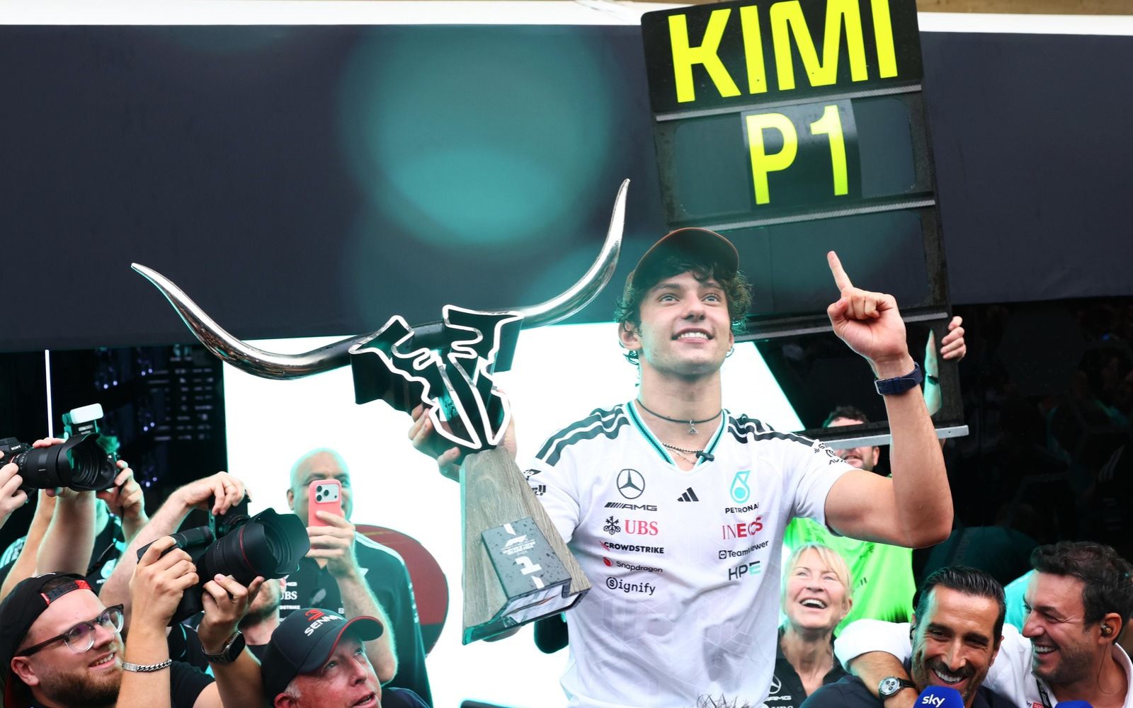 F1 : Kimi Antonelli gagne aux États-Unis, le titre attend