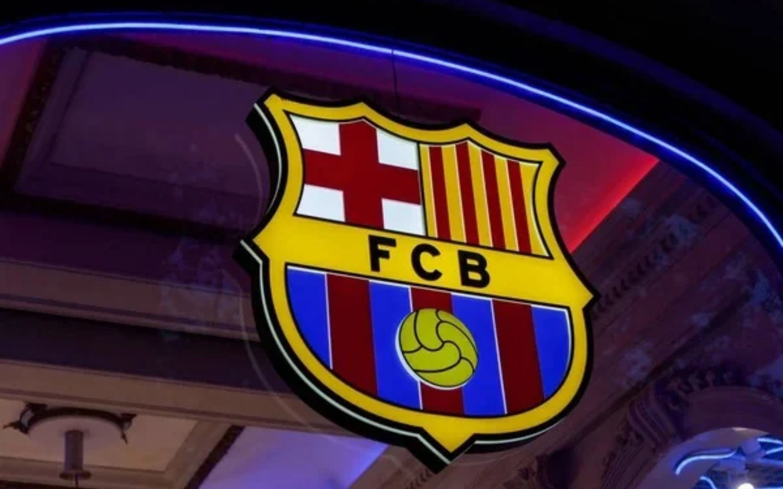 Julián Álvarez : Pourquoi le Barça est sanctionné ?
