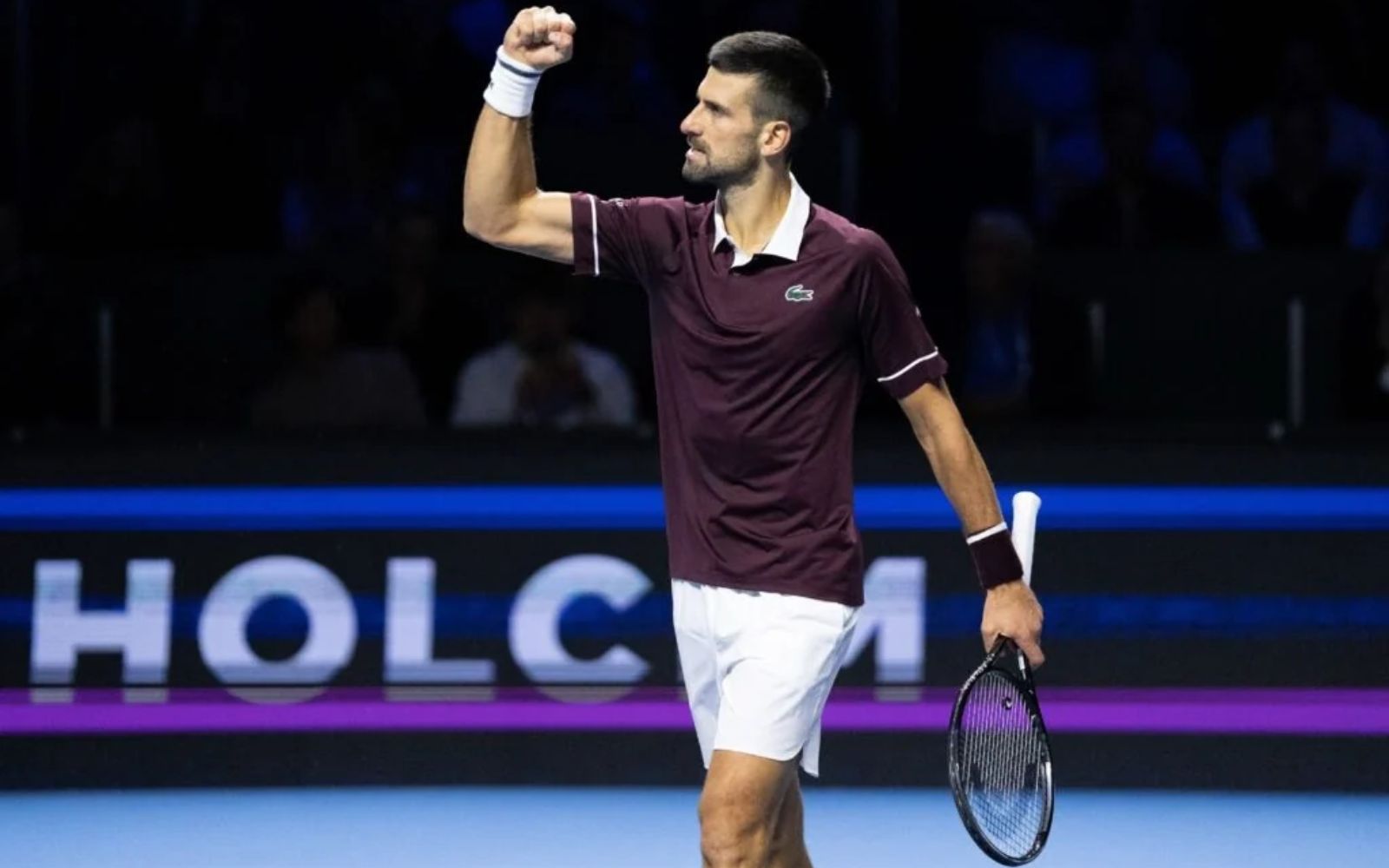 Tennis : Novak Djokovic relance la course à Turin