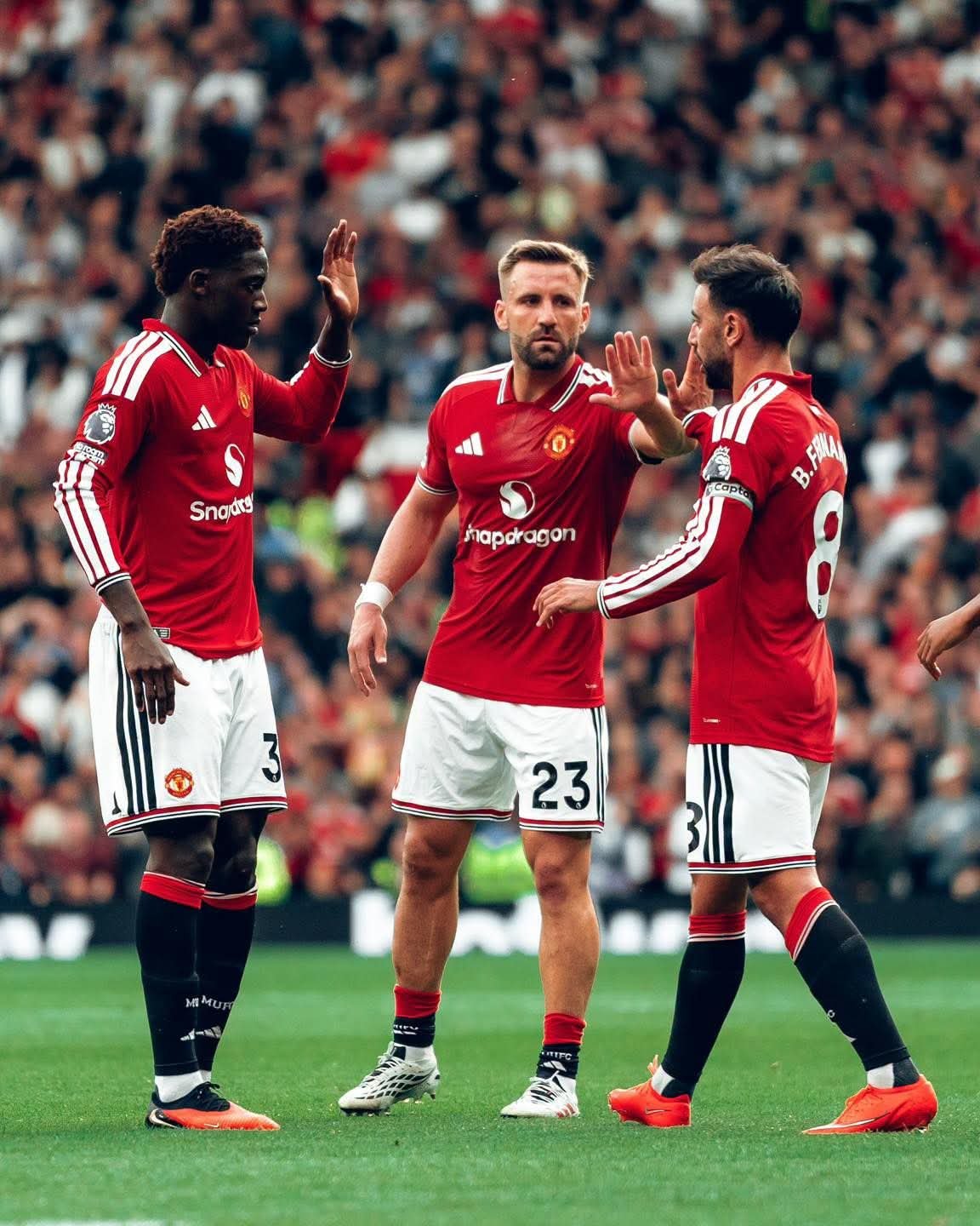 Premier League : Manchester United se relance, Chelsea garde le rythme