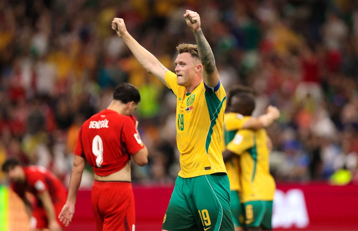 L’Australie surprend la Turquie pour lancer sa Coupe du monde 2026