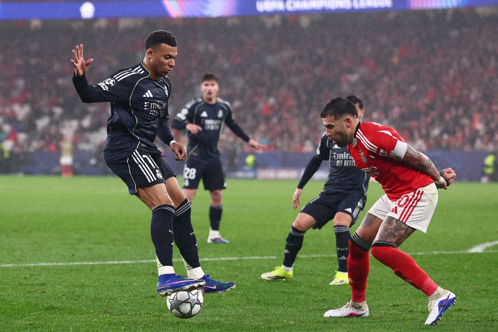 LDC UEFA 2025-2026 : Le Real contraint aux barrages, le Barça s’en sort…