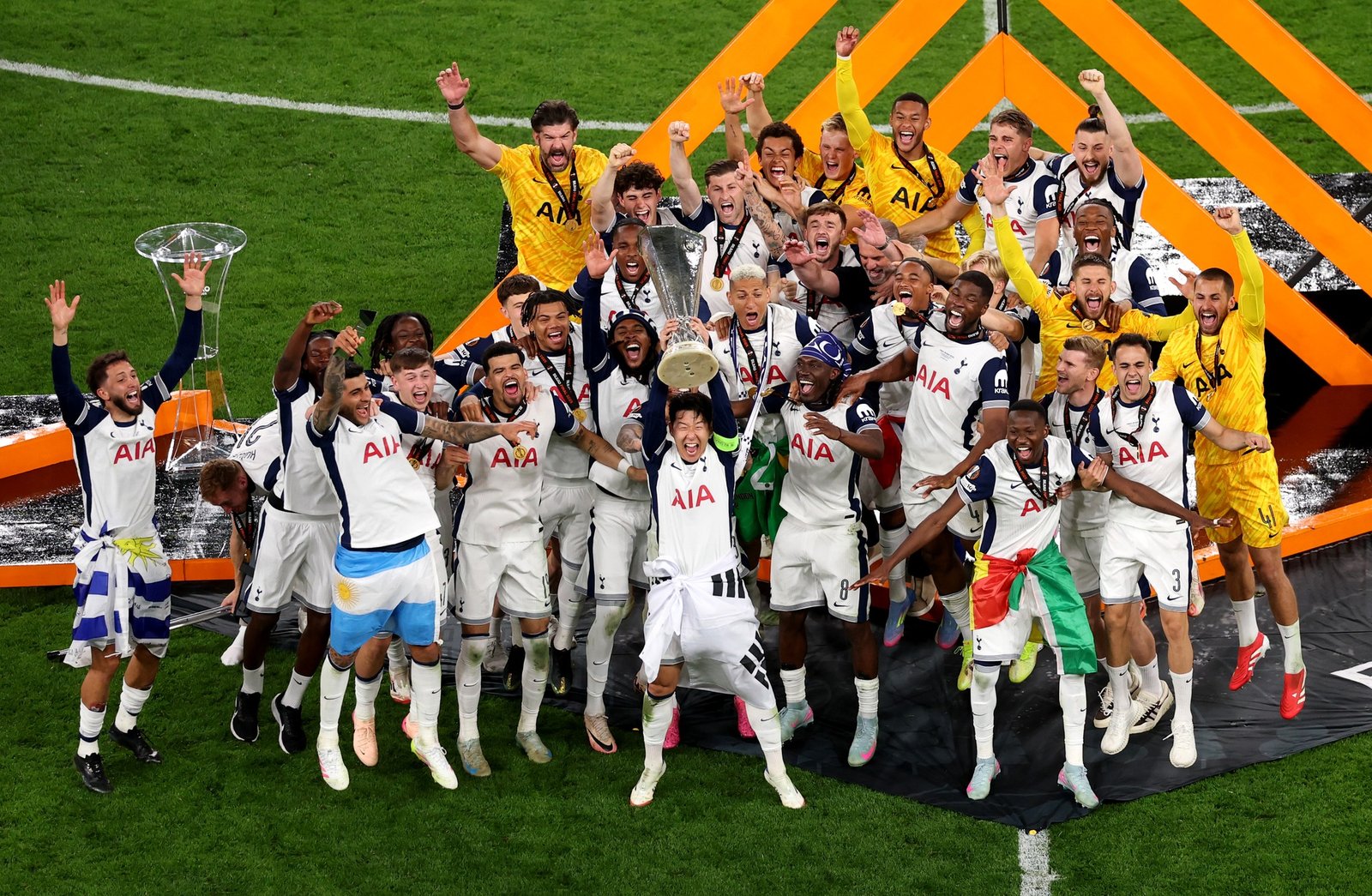 Europa League 2025 : Tottenham domine Manchester United et remporte un trophée historique !