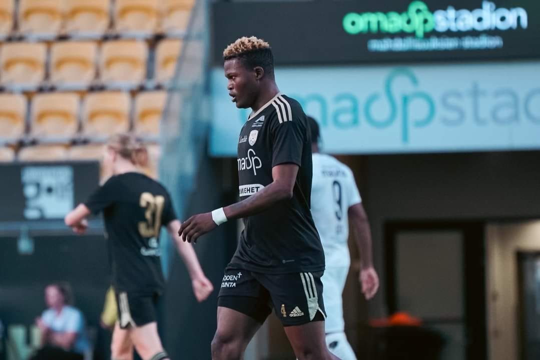 Finlande : Échos du Guépard Olatoundji Tessilimi avec le SJK Akatemia !