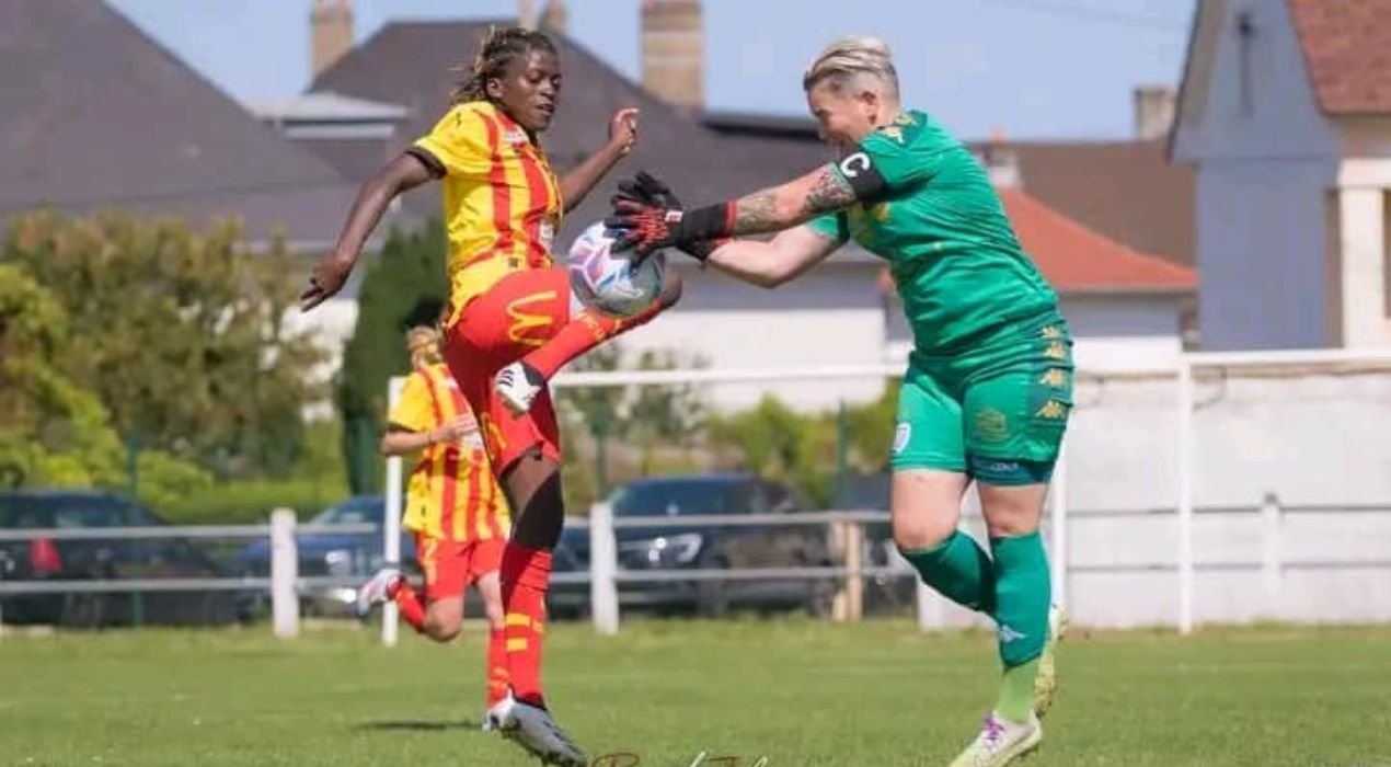 Pré-saison : Aude Gbedjissi maintient le cap avec le RC Lens Féminin