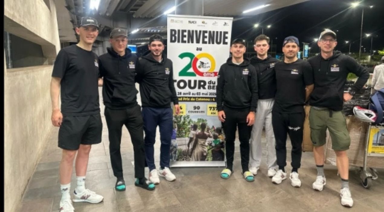 Tour du Bénin 2025 : Team Born’Heures à Cotonou, mise à jour des équipes présentes