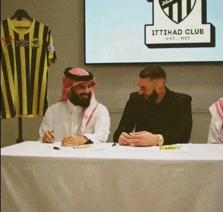 Contrat signé, Karim Benzema rejoint officiellement Al-Ittihad en Arabie Saoudite