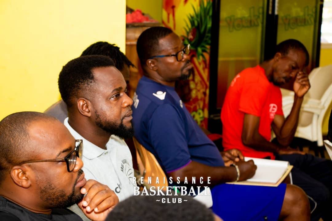 Renaissance Basketball Club décroche l’expertise de Mme Brigitte Tonon pour les entraîneurs