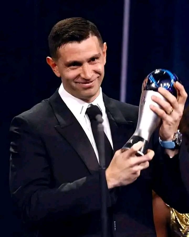 The Best FIFA Football 2022 : L’Argentin Emiliano Martínez remporte le prix du meilleur gardien