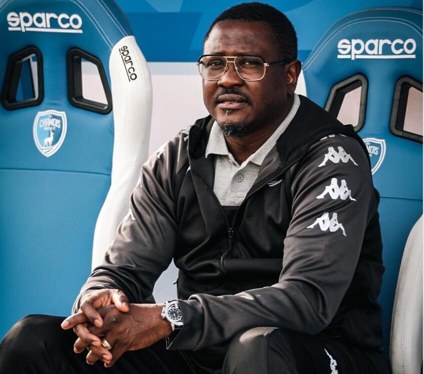 Officiel : Tout savoir sur la nomination d’Oumar Tchomogo à la tête de l’équipe A des Chamois Niortais