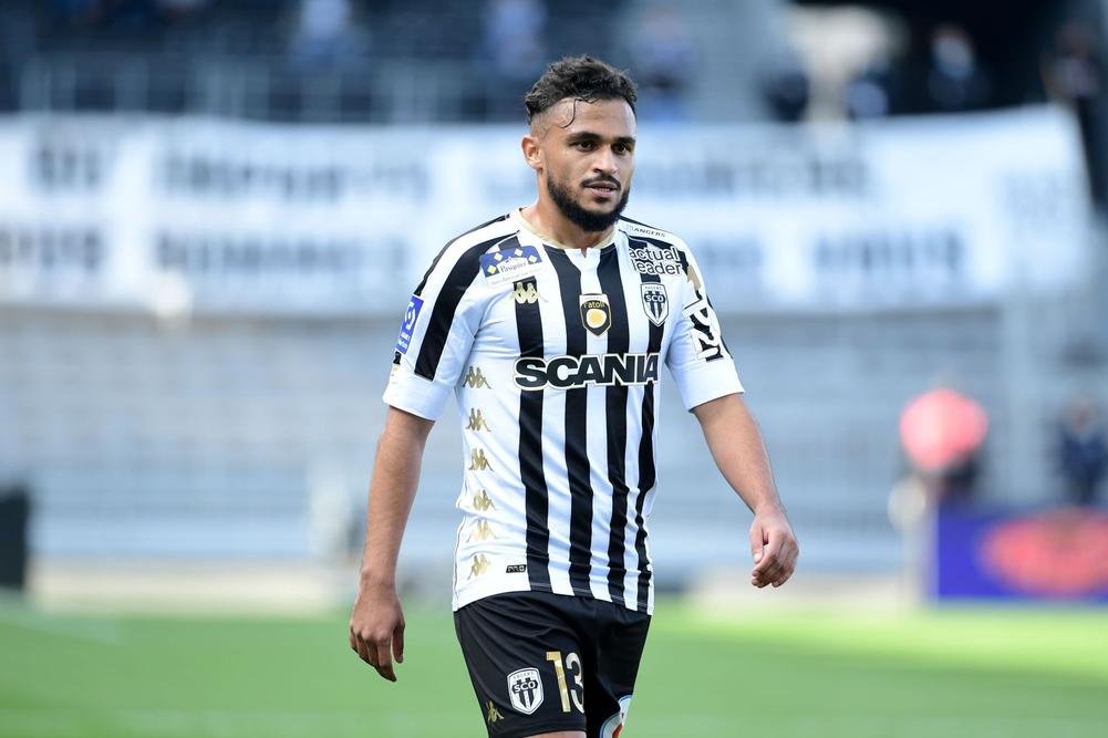 Après Ounahi, c’est au tour de Sofiane Boufal de quitter Angers