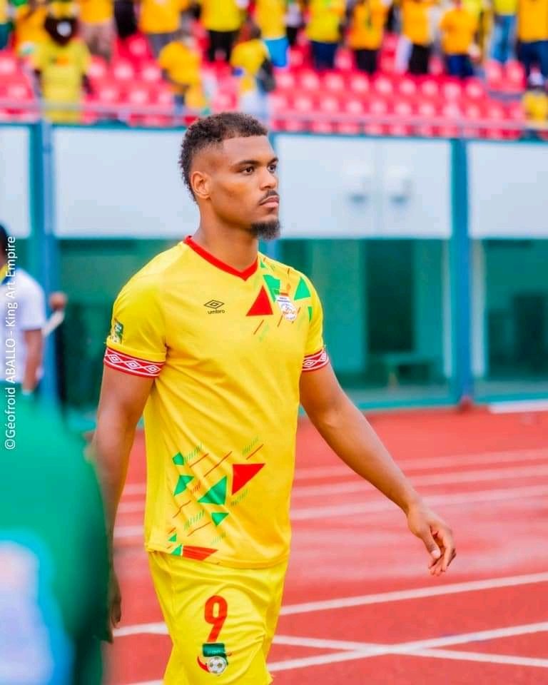 Steve Mounié réagit après la victoire du Bénin sur la Tanzanie (0-1)