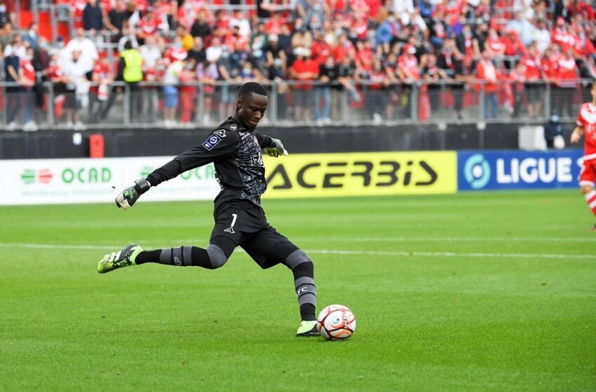 Valenciennes : Non convocation de l’Écureuil Saturnin Allagbé, son coach justifie
